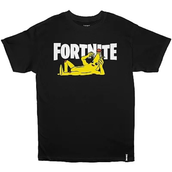 ‼️Fortnight Graphic Tee - FREE WHEN BUNDLED, see details‼️ - Picture 1 of 7
